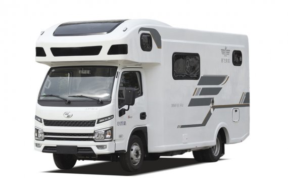 新飛S100房車(chē)