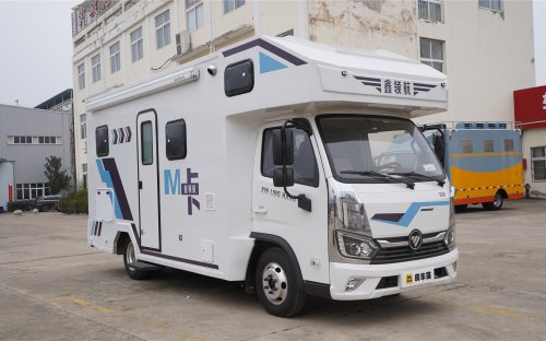 不到20萬(wàn)的輕卡房車(chē)，5月16亮相成都房車(chē)展，一家四口長(zhǎng)途太舒服了